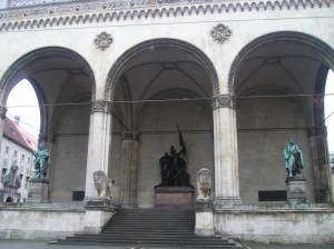 Feldherrnhalle, Munchen