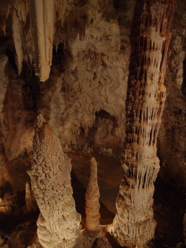 La sala del Patheon nella Grotta di Santa Lucia