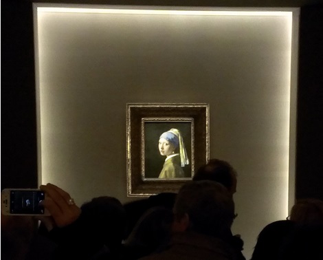 La ragazza con l'orecchino di perla nel suo allestimento a Palazzo Fava