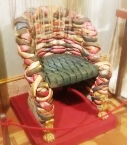 Non solo abbigliamento nelle creazioni artistiche di Lietta 