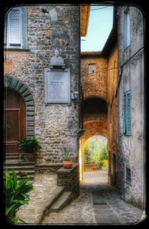 Ghivizzano Castello. Il borgo