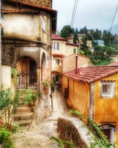 Il centro storico di Mentone