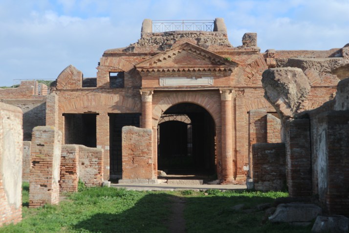 Horrea epagathiana ostia antica